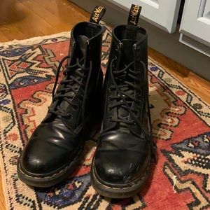 Size 8 Leather Matte Dr Martens
